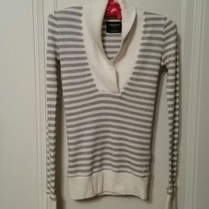 American Eagle grey and cream shirt, small