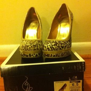 Baby phat leopard print heels
