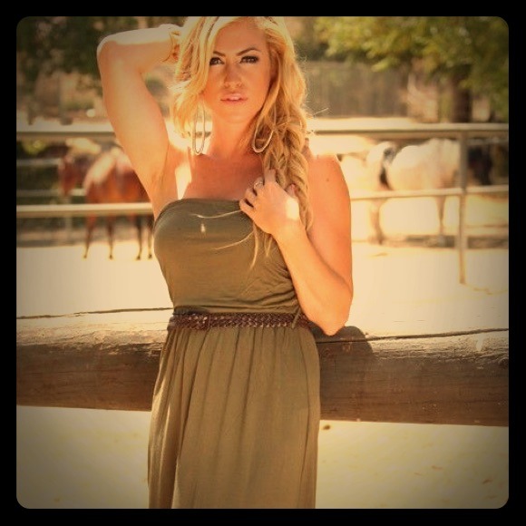 Brand New Khaki Tube Maxi With Belt!