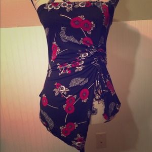 👑SALE👑 Floral tube top