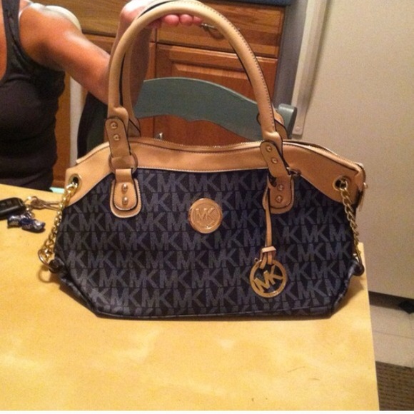 Brand new michael kors purse