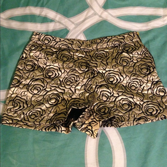 Brocade silver xoxo dress shorts