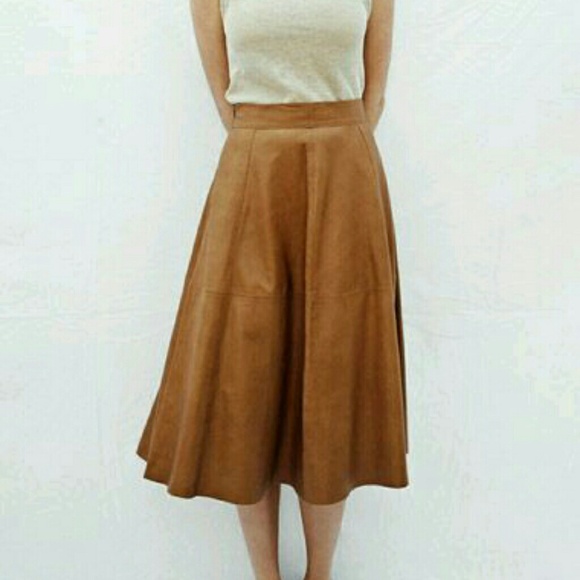 Brown skirt