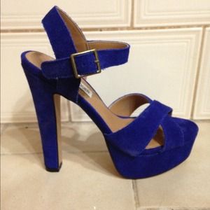 Steve Madden blue suede platforms