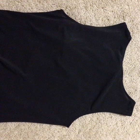 *SOLD* Arden B Asymmetrical Ruffle Dress - Picture 3 of 3