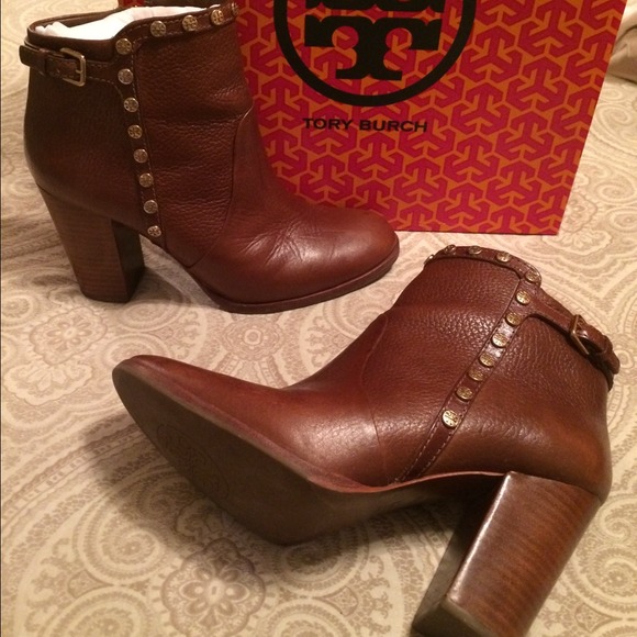 Tory Burch Bootie negotiable 😉 - Picture 2 of 4