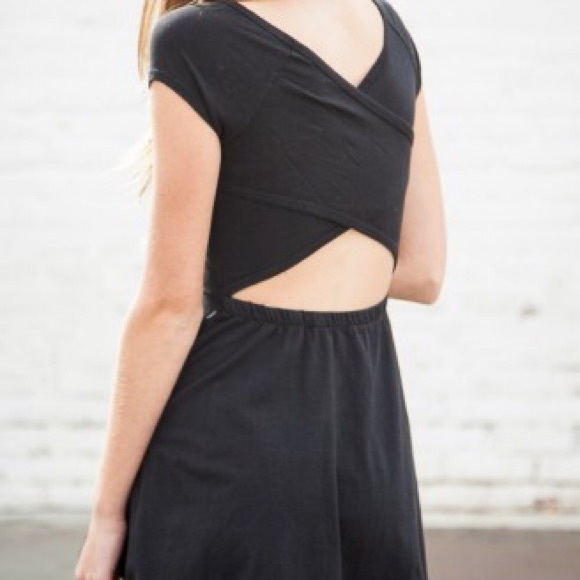Brandy Melville Dresses & Skirts - Bethan Dress