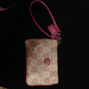 ❤️SALE❤️Coach wristlet