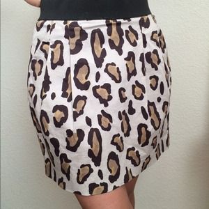 ARMANI EXCHANGE Leopard Print Skirt Zip Up Back