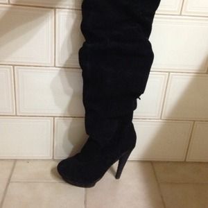 Black suede knee high slouch boots