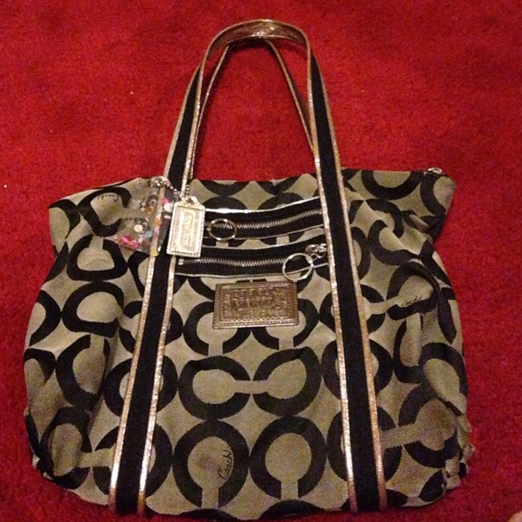 Couch purse