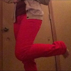 red skinny jeans