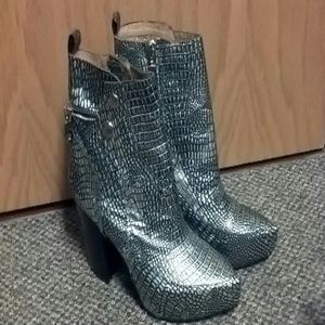 Jeffrey Campbell cuevas buckled bootie