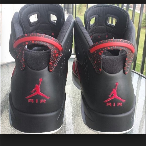 🚫SOLD LOCAL🚫Dirty carmine 6 custom - Picture 3 of 3