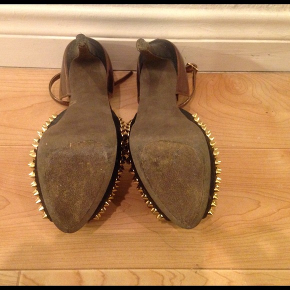 Steve Madden Heels - Picture 3 of 3