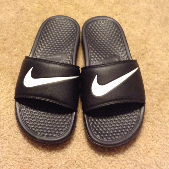Nike slides