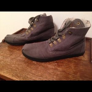 Toms boots