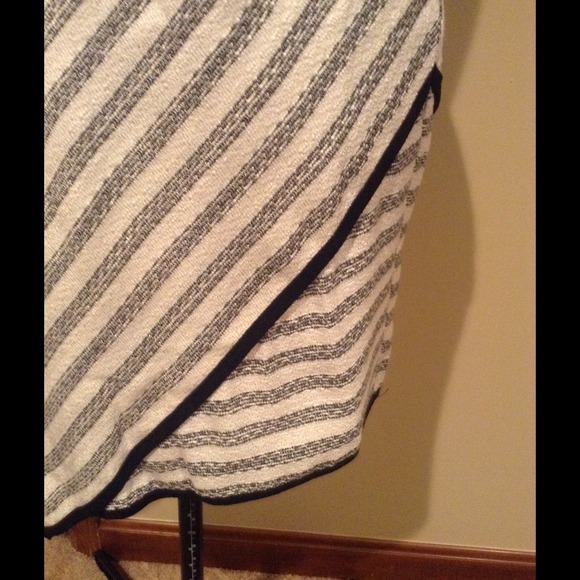 Knit dress NWT HOST PICK X3!!ππππππππππ - Picture 3 of 3