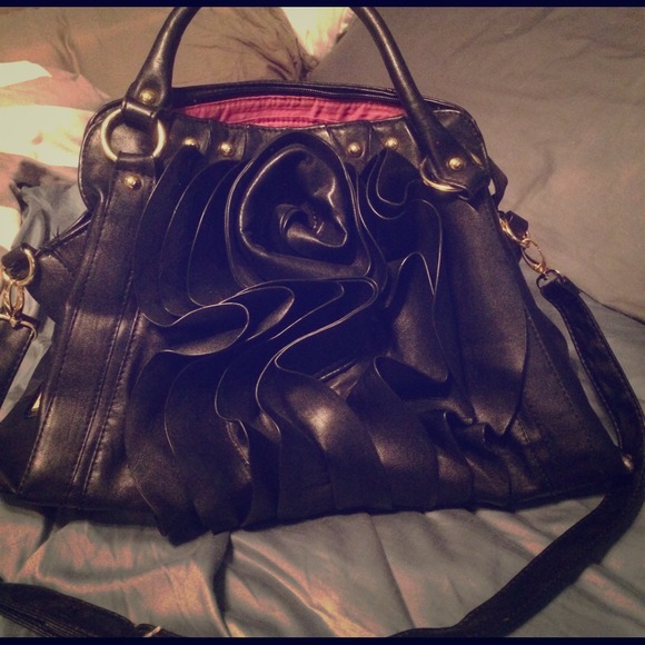Imitation Valentino black leather bag