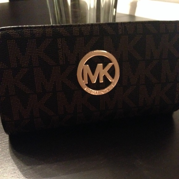 MK wallet fabricated!