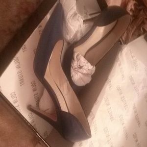 Blue grey pumps for elizabeth13