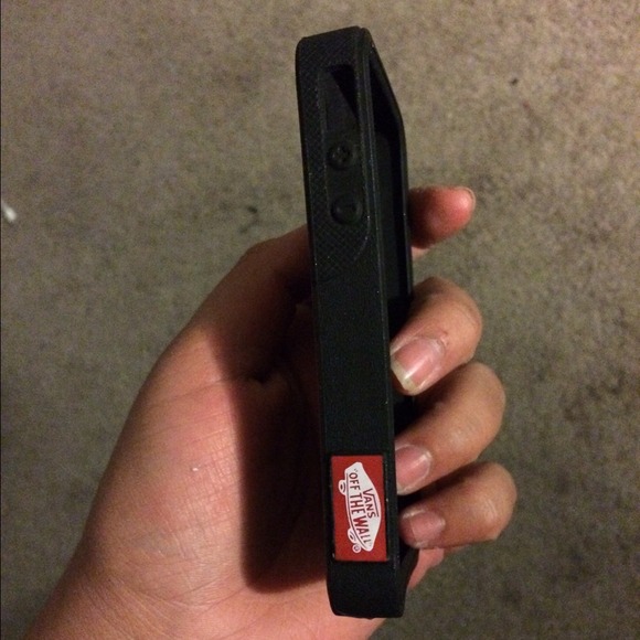 iPhone 4/4s vans case - Picture 2 of 2