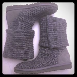 **REDUCED** Grey Knit UGGs