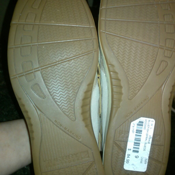 SOLD LOCAL Sperry Top-sider trade value 70 - Picture 2 of 3