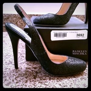 Badgley Mischka Black Pumps
