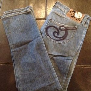 House of Dereon Jeans