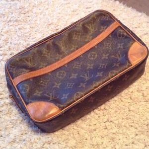 Authentic Louis Vuitton Cosmetic Case Vintage