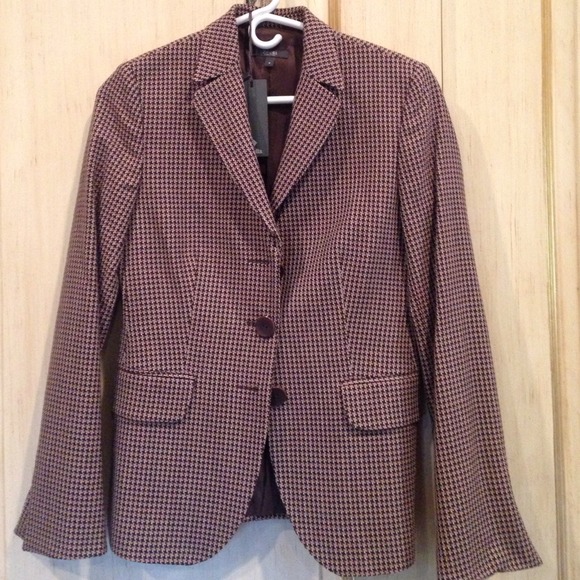 Tweed blazer. Size 4. Never worn with tags on