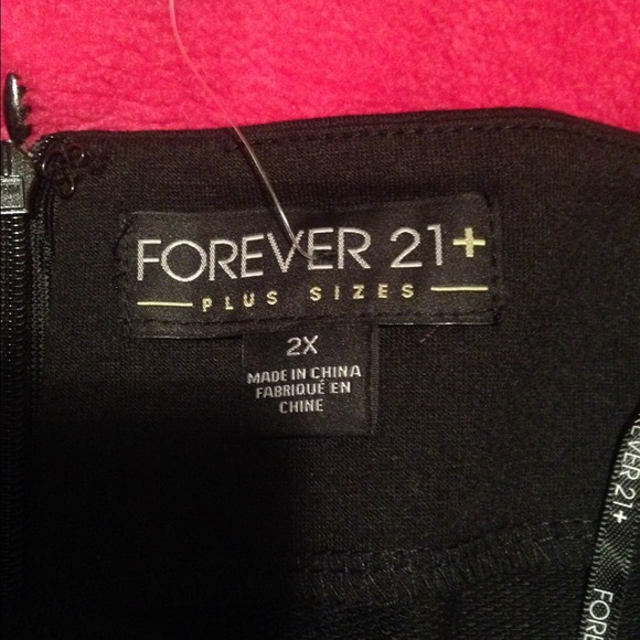 Skirt - Picture 2 of 2