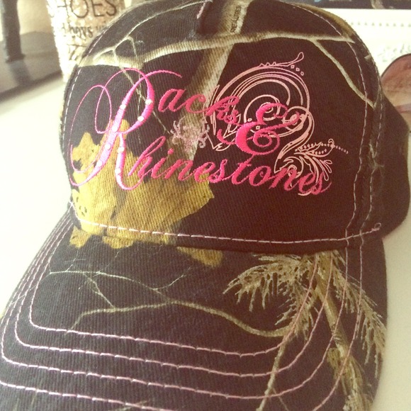 Black/ pink camo hat