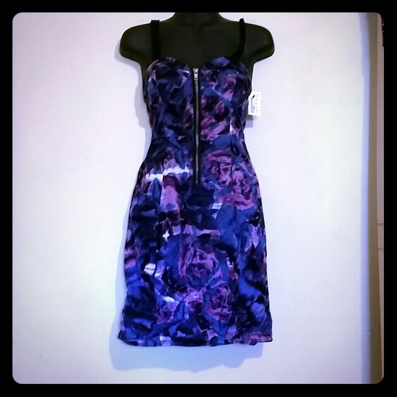 🔴SOLD🔴Dark Floral Dress