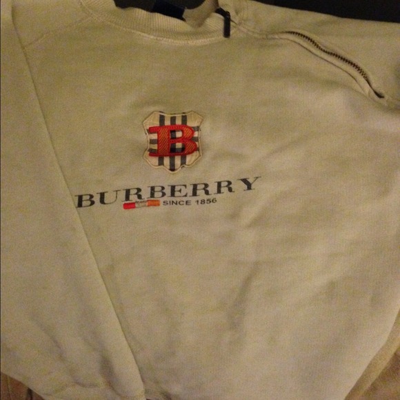 Boys Burberry sweatshirt with side zip