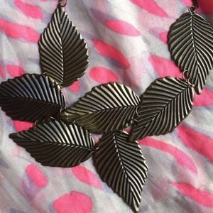 Leaf necklace