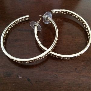 Kendra Scott gold hoops