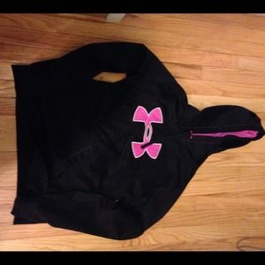 under armour sweatshirt