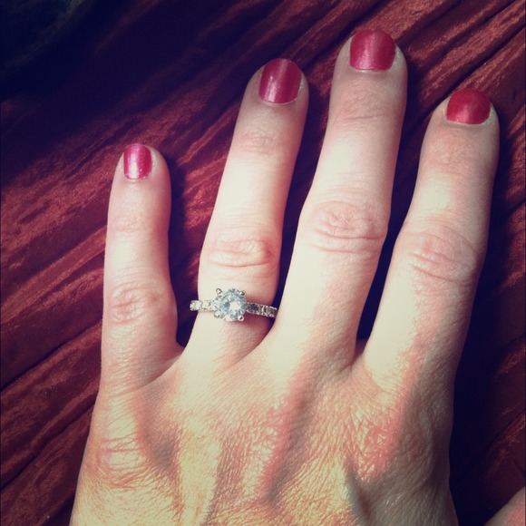 Cz style engagement ring