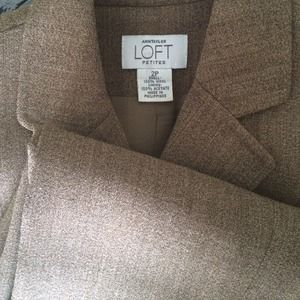 ANN TAYLOR PANTS SUIT PETITE!
