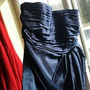 🚫❌SOLD❌🚫Davids bridal navy blue dress sz 14