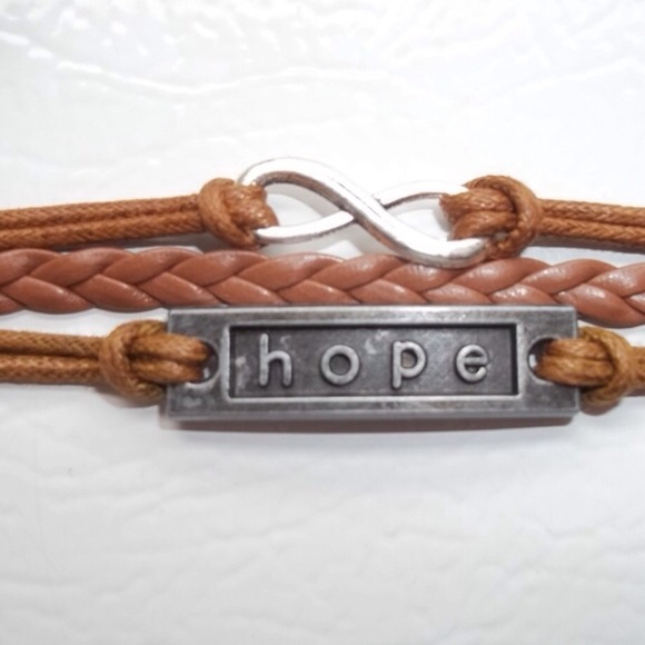 [Soldout] + Vintage Style Hope Bracelet + - Picture 3 of 3