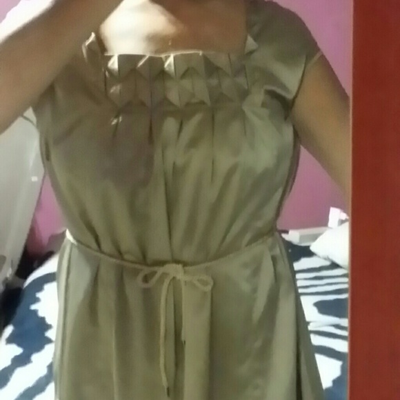 Top - Picture 2 of 3