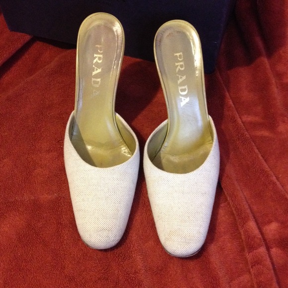 Prada light green leather and tan fabric mules - Picture 2 of 4