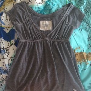Abercrombie Cross V-neck