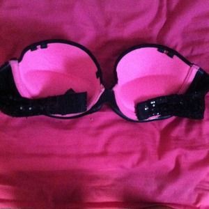 Strapless sparkly pushup bra