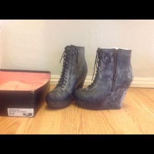 Steve Madden lace up booties