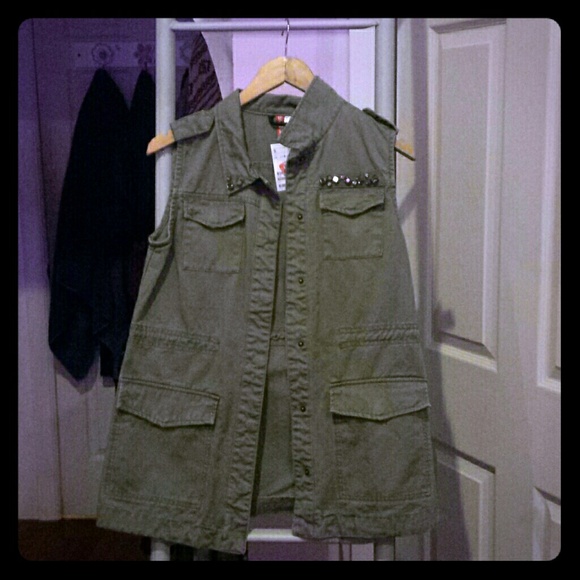 H&M Army green vest