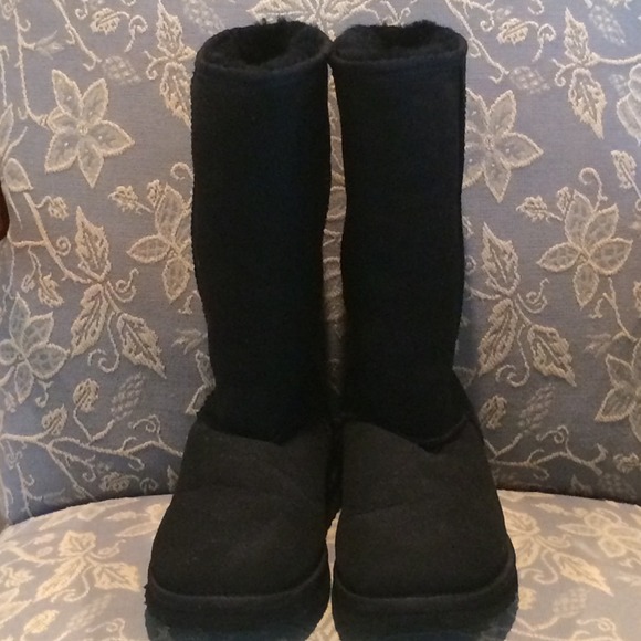 Classic Tall Black Ugg boots US size 7